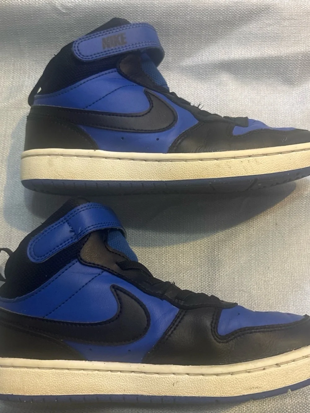 Nike kids Mid-Top Sneakers - Black & Blue